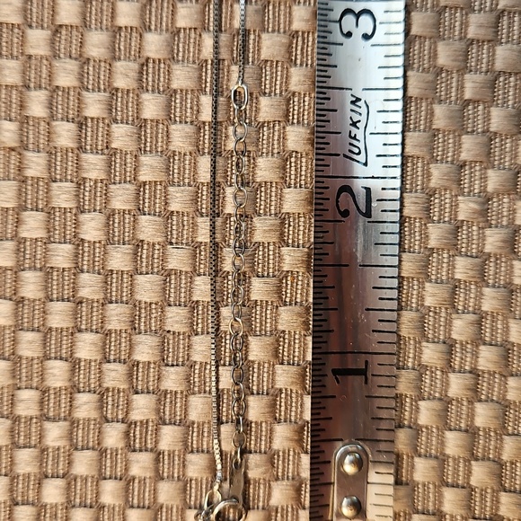 Sterling Silver Whale Pendant Genuine Topaz Stones w/20.5" Box Chain - Picture 10 of 11